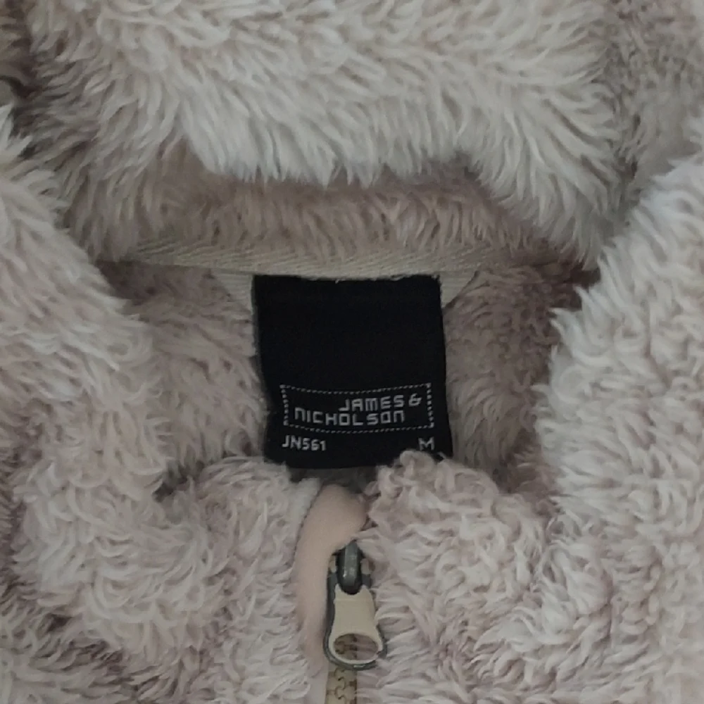 Cozy Cream-colored, Soft Jacket - Picture 4 of 7